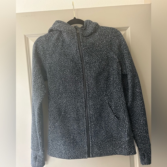 Lululemon Scuba Hoodie Light Cotton Fleece
Night View White Black - Picture 6 of 14